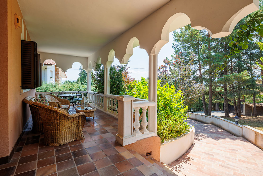 Porche - Casa Rural El Olmo II